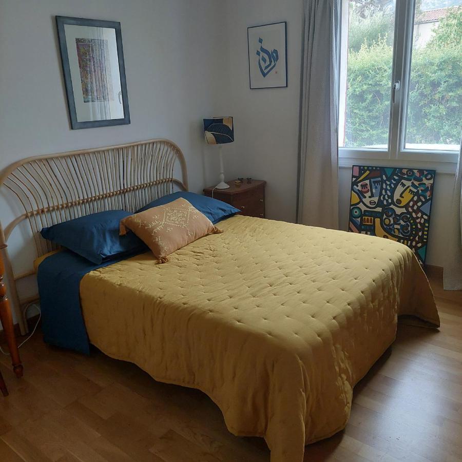 Etxe Laminak Bed & Breakfast ซิสเตรง ภายนอก รูปภาพ