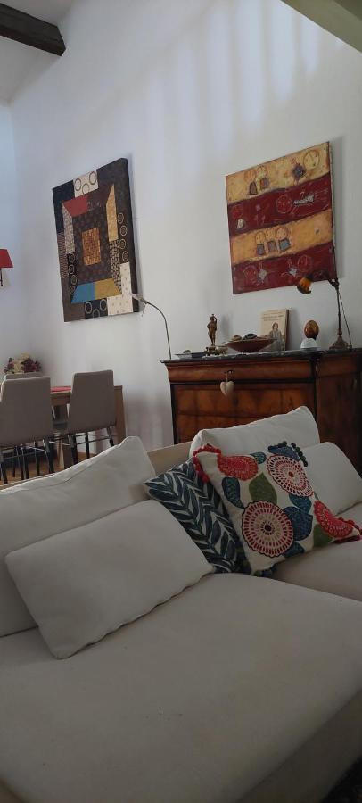 Etxe Laminak Bed & Breakfast ซิสเตรง ภายนอก รูปภาพ