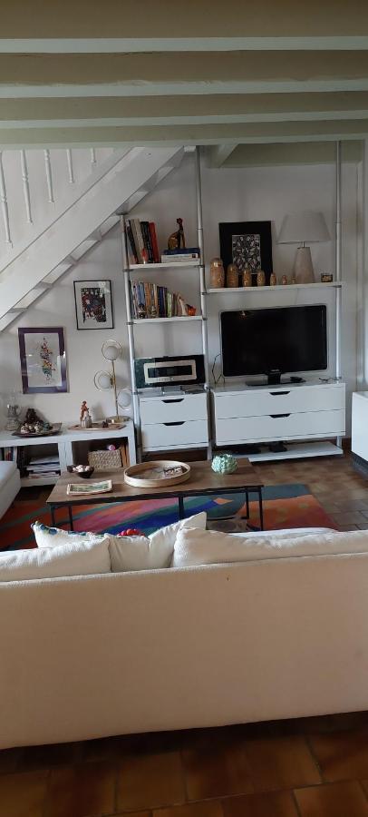 Etxe Laminak Bed & Breakfast ซิสเตรง ภายนอก รูปภาพ