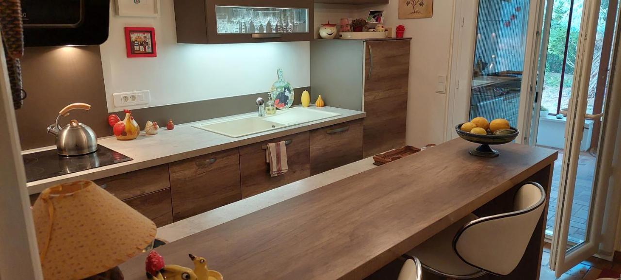 Etxe Laminak Bed & Breakfast ซิสเตรง ภายนอก รูปภาพ